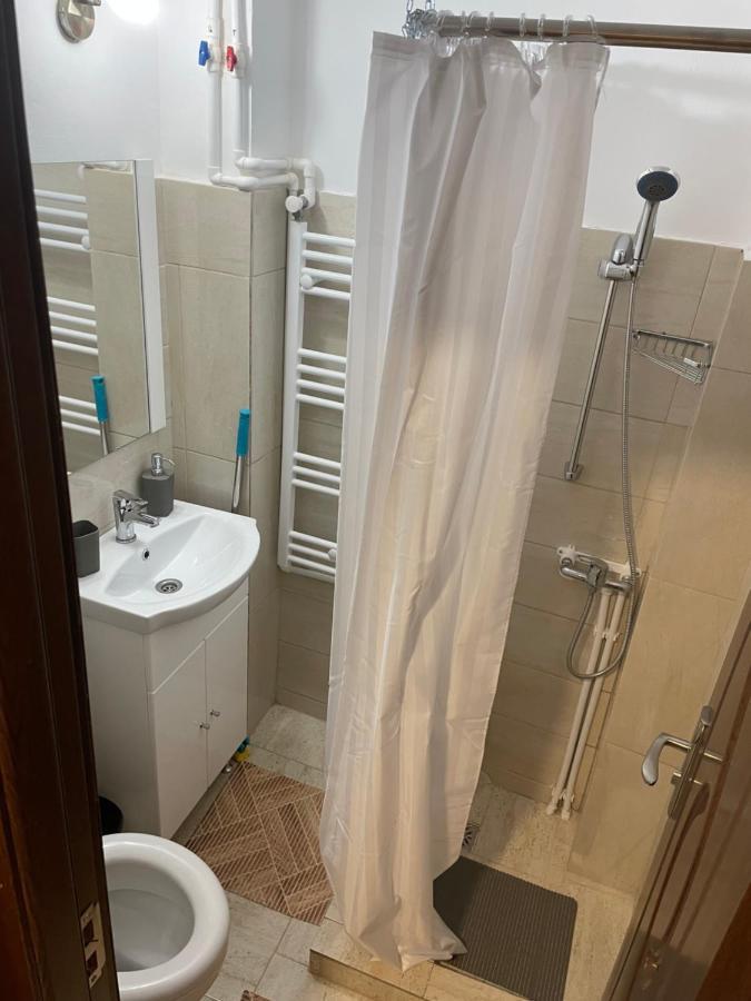 Studio Vio Apartment ทูลเซีย ภายนอก รูปภาพ