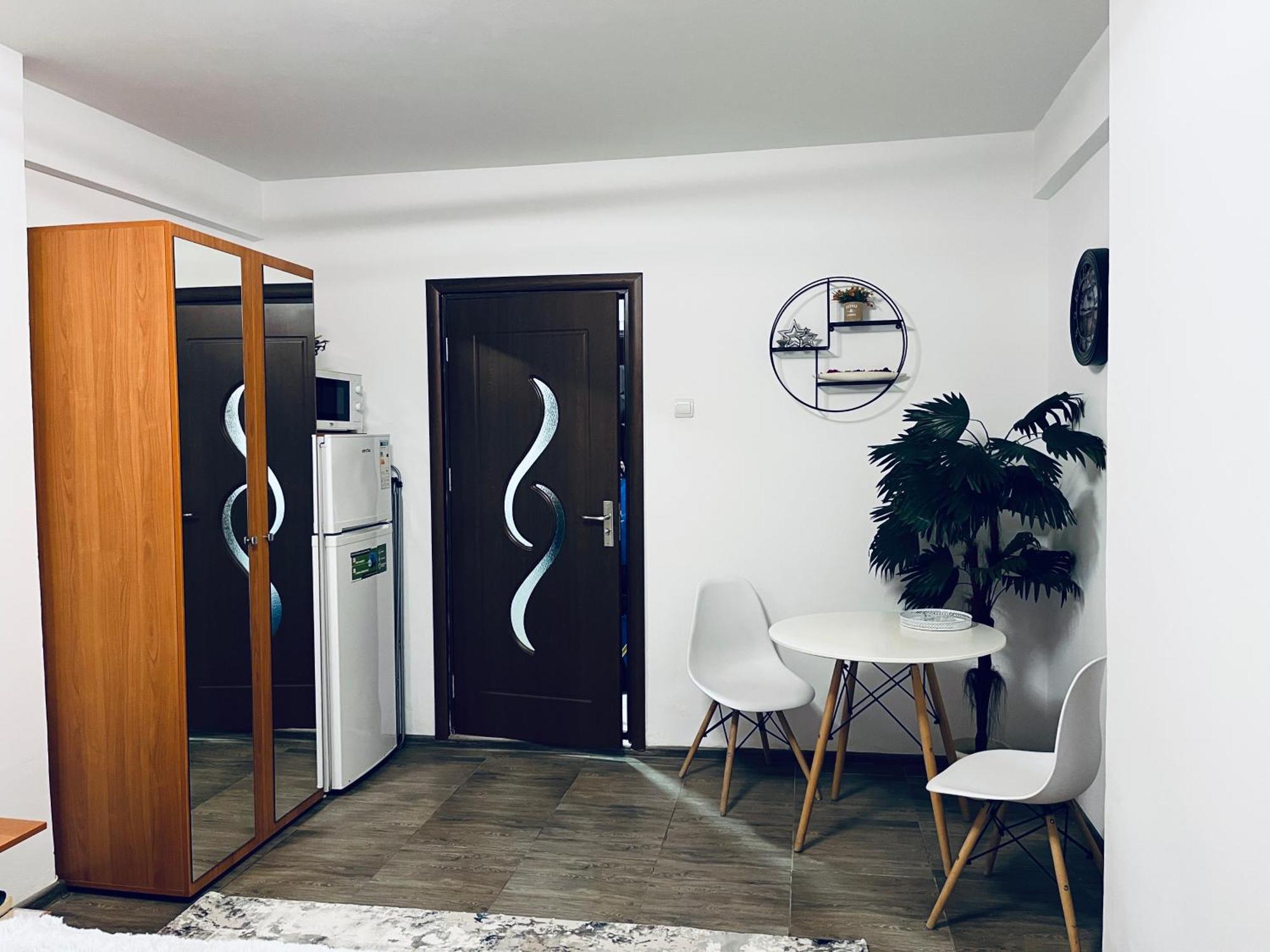 Studio Vio Apartment ทูลเซีย ภายนอก รูปภาพ